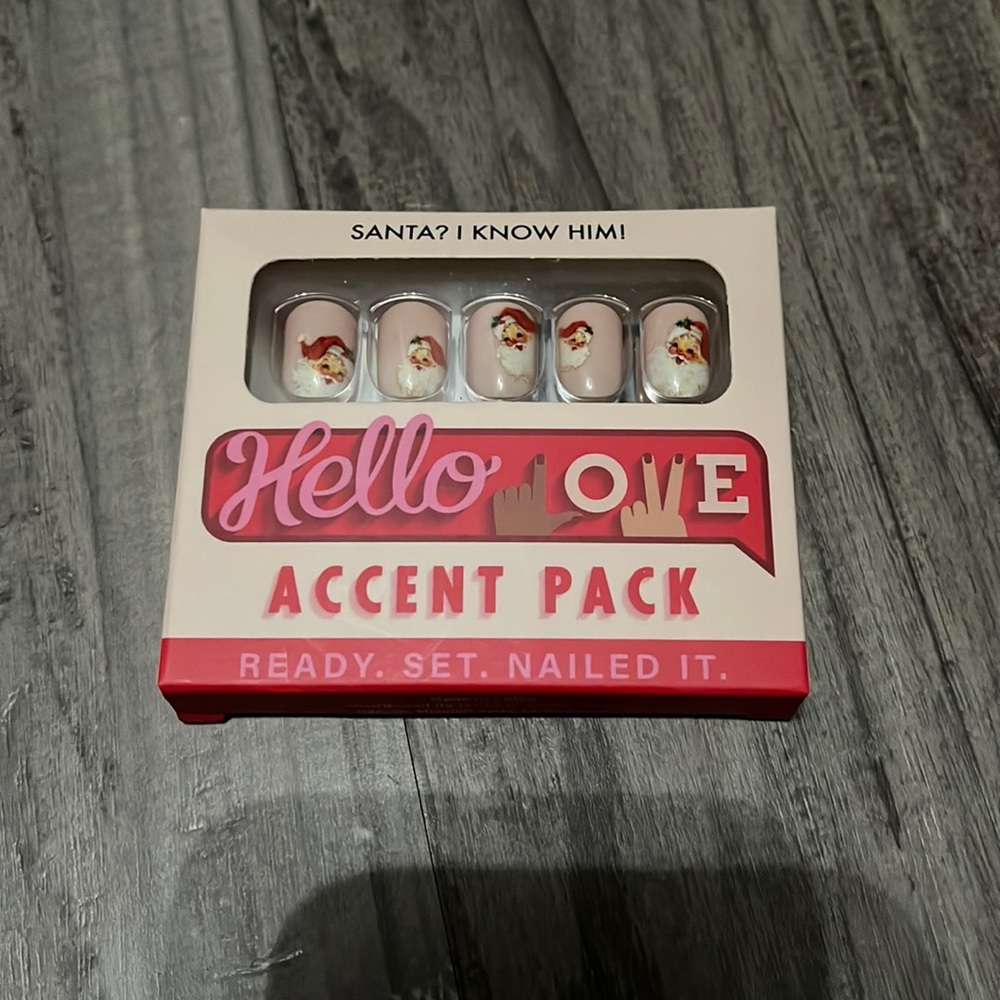 Hello love accent nail pack